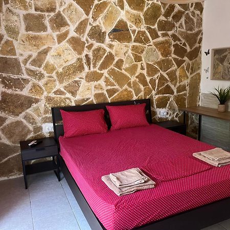 Artemis Apartment Near Athens Airport Esterno foto